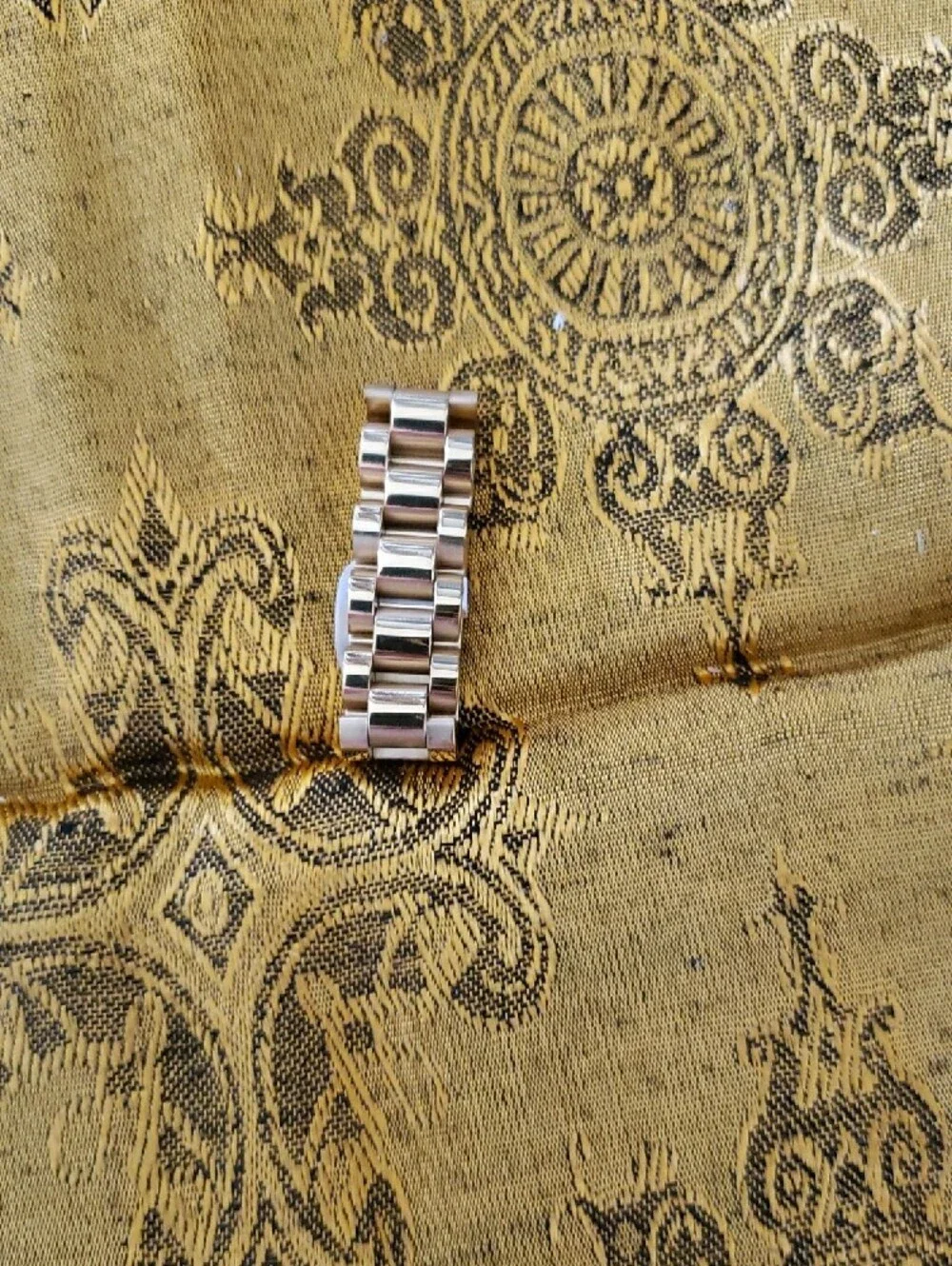 Gold Tone Link Ring- Size 10